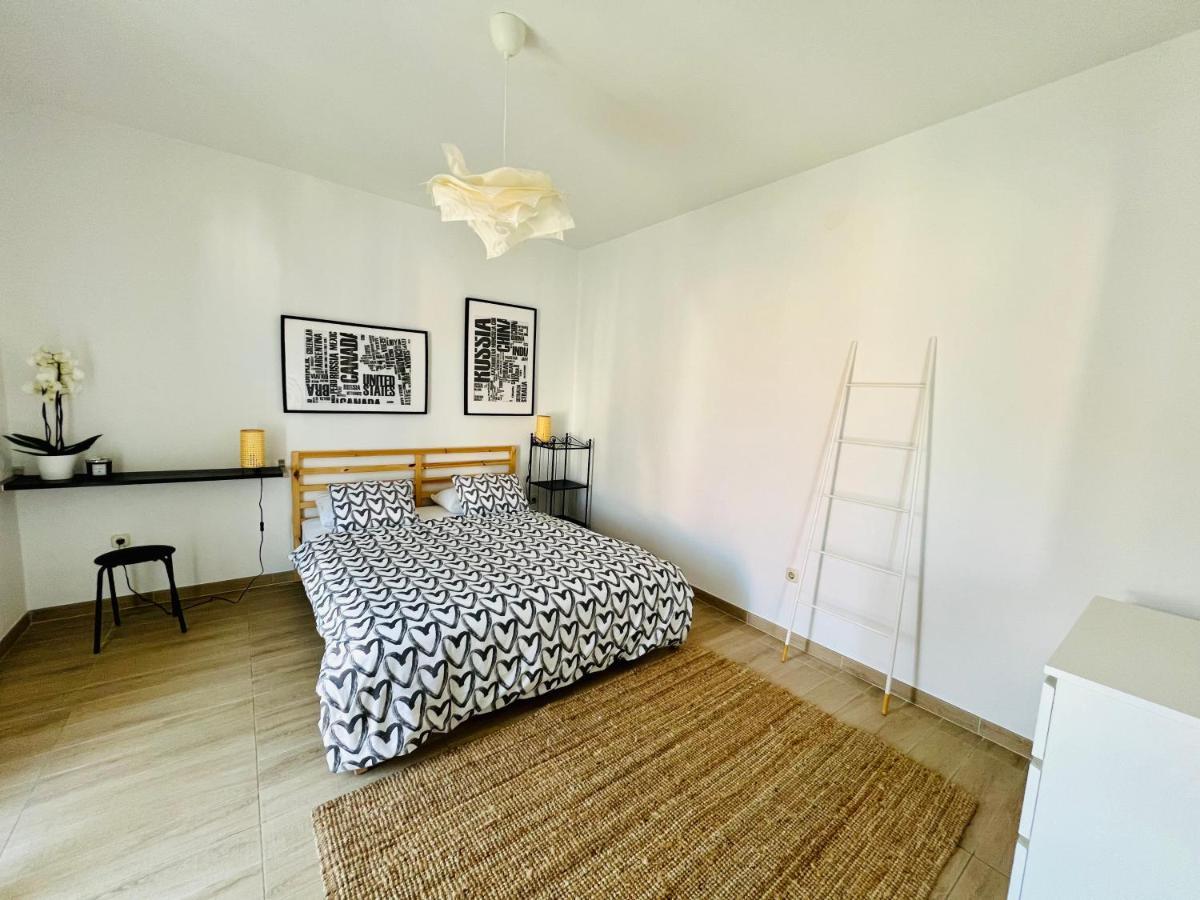 Guesthouse Dvoshko フヴァル エクステリア 写真