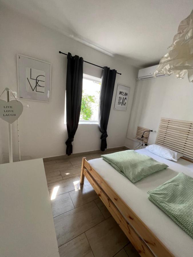 Guesthouse Dvoshko フヴァル エクステリア 写真