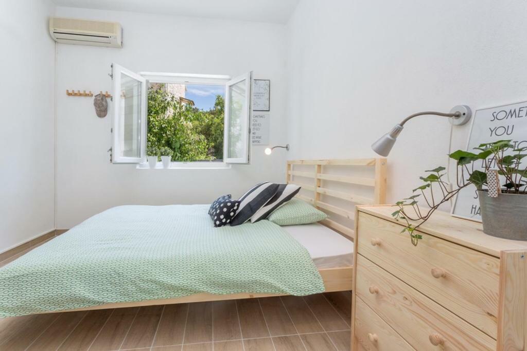 Guesthouse Dvoshko フヴァル エクステリア 写真