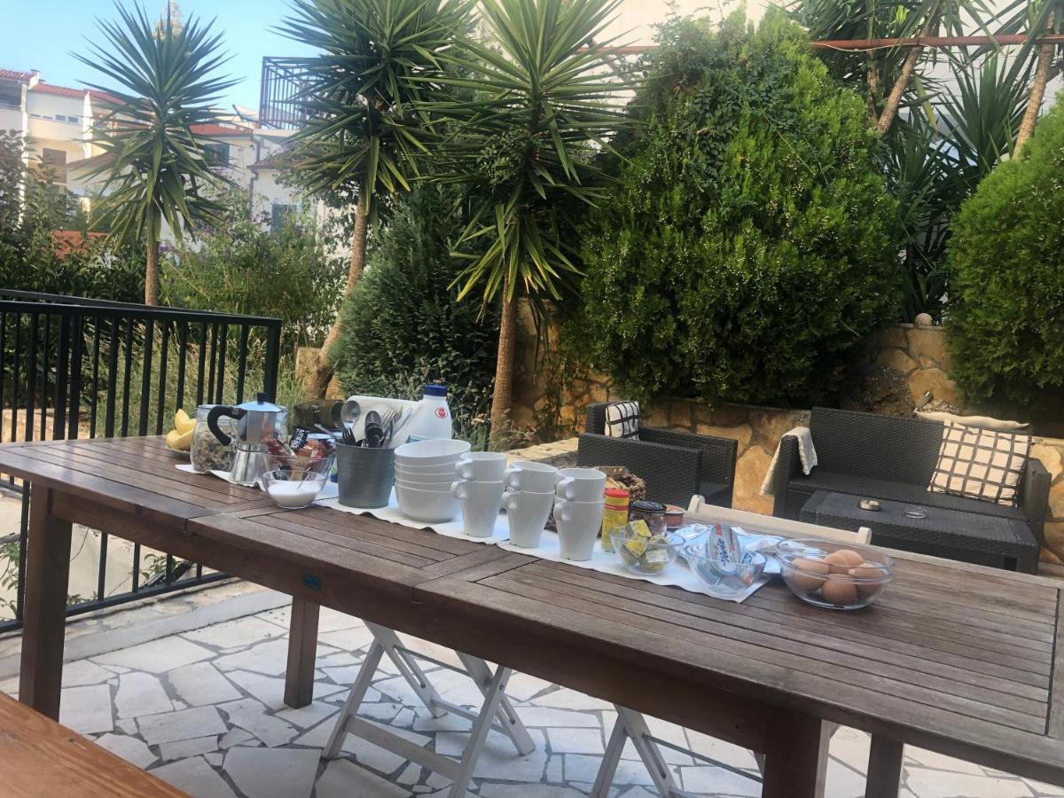 Guesthouse Dvoshko フヴァル エクステリア 写真